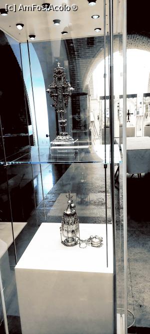 [P78] Muzeul Mitropolitan » foto by Carmen Ion
 - 
<span class="allrVoted glyphicon glyphicon-heart hidden" id="av1506409"></span>
<a class="m-l-10 hidden" id="sv1506409" onclick="voting_Foto_DelVot(,1506409,5091)" role="button">șterge vot <span class="glyphicon glyphicon-remove"></span></a>
<a id="v91506409" class=" c-red"  onclick="voting_Foto_SetVot(1506409)" role="button"><span class="glyphicon glyphicon-heart-empty"></span> <b>LIKE</b> = Votează poza</a> <img class="hidden"  id="f1506409W9" src="/imagini/loader.gif" border="0" /><span class="AjErrMes hidden" id="e1506409ErM"></span>