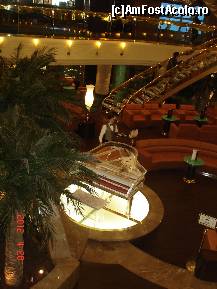 [P24] Pianul de cristal » foto by olivial
 - 
<span class="allrVoted glyphicon glyphicon-heart hidden" id="av332823"></span>
<a class="m-l-10 hidden" id="sv332823" onclick="voting_Foto_DelVot(,332823,5104)" role="button">șterge vot <span class="glyphicon glyphicon-remove"></span></a>
<a id="v9332823" class=" c-red"  onclick="voting_Foto_SetVot(332823)" role="button"><span class="glyphicon glyphicon-heart-empty"></span> <b>LIKE</b> = Votează poza</a> <img class="hidden"  id="f332823W9" src="/imagini/loader.gif" border="0" /><span class="AjErrMes hidden" id="e332823ErM"></span>