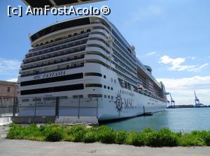 P01 [APR-2016] MSC Fantasia - așteptându-ne în portul din Genova