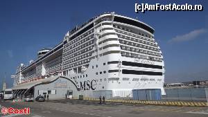 [P02] MSC Fantasia, cel mai mare vas de croazieră construit de un armator european, la cheiul din portul Civitavecchia.  » foto by Costi
 - 
<span class="allrVoted glyphicon glyphicon-heart hidden" id="av600699"></span>
<a class="m-l-10 hidden" id="sv600699" onclick="voting_Foto_DelVot(,600699,5104)" role="button">șterge vot <span class="glyphicon glyphicon-remove"></span></a>
<a id="v9600699" class=" c-red"  onclick="voting_Foto_SetVot(600699)" role="button"><span class="glyphicon glyphicon-heart-empty"></span> <b>LIKE</b> = Votează poza</a> <img class="hidden"  id="f600699W9" src="/imagini/loader.gif" border="0" /><span class="AjErrMes hidden" id="e600699ErM"></span>