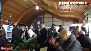 [P03] La check-in, în așteptarea îmbarcării...  » foto by Costi
 - 
<span class="allrVoted glyphicon glyphicon-heart hidden" id="av600700"></span>
<a class="m-l-10 hidden" id="sv600700" onclick="voting_Foto_DelVot(,600700,5104)" role="button">șterge vot <span class="glyphicon glyphicon-remove"></span></a>
<a id="v9600700" class=" c-red"  onclick="voting_Foto_SetVot(600700)" role="button"><span class="glyphicon glyphicon-heart-empty"></span> <b>LIKE</b> = Votează poza</a> <img class="hidden"  id="f600700W9" src="/imagini/loader.gif" border="0" /><span class="AjErrMes hidden" id="e600700ErM"></span>