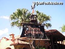 [P12] La intrarea in lumea piratilor... 
Magic Kingdom, Disneyland » foto by Arinuca
 - 
<span class="allrVoted glyphicon glyphicon-heart hidden" id="av55065"></span>
<a class="m-l-10 hidden" id="sv55065" onclick="voting_Foto_DelVot(,55065,5113)" role="button">șterge vot <span class="glyphicon glyphicon-remove"></span></a>
<a id="v955065" class=" c-red"  onclick="voting_Foto_SetVot(55065)" role="button"><span class="glyphicon glyphicon-heart-empty"></span> <b>LIKE</b> = Votează poza</a> <img class="hidden"  id="f55065W9" src="/imagini/loader.gif" border="0" /><span class="AjErrMes hidden" id="e55065ErM"></span>