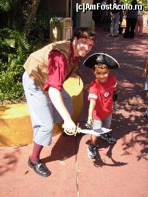 [P13] Doi pirati adevarati- Magic Kingdom - Disneyland » foto by Arinuca
 - 
<span class="allrVoted glyphicon glyphicon-heart hidden" id="av55066"></span>
<a class="m-l-10 hidden" id="sv55066" onclick="voting_Foto_DelVot(,55066,5113)" role="button">șterge vot <span class="glyphicon glyphicon-remove"></span></a>
<a id="v955066" class=" c-red"  onclick="voting_Foto_SetVot(55066)" role="button"><span class="glyphicon glyphicon-heart-empty"></span> <b>LIKE</b> = Votează poza</a> <img class="hidden"  id="f55066W9" src="/imagini/loader.gif" border="0" /><span class="AjErrMes hidden" id="e55066ErM"></span>
