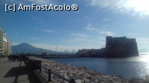 [P01] Castel dell' Ovo, în lumina strălucitoare a ultimei dimineți în Napoli » foto by diacrys*
 - 
<span class="allrVoted glyphicon glyphicon-heart hidden" id="av1068382"></span>
<a class="m-l-10 hidden" id="sv1068382" onclick="voting_Foto_DelVot(,1068382,5128)" role="button">șterge vot <span class="glyphicon glyphicon-remove"></span></a>
<a id="v91068382" class=" c-red"  onclick="voting_Foto_SetVot(1068382)" role="button"><span class="glyphicon glyphicon-heart-empty"></span> <b>LIKE</b> = Votează poza</a> <img class="hidden"  id="f1068382W9" src="/imagini/loader.gif" border="0" /><span class="AjErrMes hidden" id="e1068382ErM"></span>