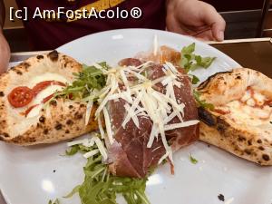 [P29] O pizza napoletană » foto by indiralisa_26
 - 
<span class="allrVoted glyphicon glyphicon-heart hidden" id="av1102404"></span>
<a class="m-l-10 hidden" id="sv1102404" onclick="voting_Foto_DelVot(,1102404,5128)" role="button">șterge vot <span class="glyphicon glyphicon-remove"></span></a>
<a id="v91102404" class=" c-red"  onclick="voting_Foto_SetVot(1102404)" role="button"><span class="glyphicon glyphicon-heart-empty"></span> <b>LIKE</b> = Votează poza</a> <img class="hidden"  id="f1102404W9" src="/imagini/loader.gif" border="0" /><span class="AjErrMes hidden" id="e1102404ErM"></span>