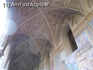 [P06] Complexul Monumental Santa Chiara, Napoli. Frescele din curtea interioară și tavanul &icirc;n cheie de boltă a logiilor. » foto by mihaelavoicu
 - 
<span class="allrVoted glyphicon glyphicon-heart hidden" id="av1193657"></span>
<a class="m-l-10 hidden" id="sv1193657" onclick="voting_Foto_DelVot(,1193657,5128)" role="button">șterge vot <span class="glyphicon glyphicon-remove"></span></a>
<a id="v91193657" class=" c-red"  onclick="voting_Foto_SetVot(1193657)" role="button"><span class="glyphicon glyphicon-heart-empty"></span> <b>LIKE</b> = Votează poza</a> <img class="hidden"  id="f1193657W9" src="/imagini/loader.gif" border="0" /><span class="AjErrMes hidden" id="e1193657ErM"></span>
