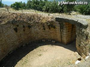 [P10] Micene: Mormântul leilor, a fost construit la începutul secolului XIV b. C. - are o înălțime de de aproximativ 15 m.  » foto by Dabator
 - 
<span class="allrVoted glyphicon glyphicon-heart hidden" id="av602865"></span>
<a class="m-l-10 hidden" id="sv602865" onclick="voting_Foto_DelVot(,602865,5137)" role="button">șterge vot <span class="glyphicon glyphicon-remove"></span></a>
<a id="v9602865" class=" c-red"  onclick="voting_Foto_SetVot(602865)" role="button"><span class="glyphicon glyphicon-heart-empty"></span> <b>LIKE</b> = Votează poza</a> <img class="hidden"  id="f602865W9" src="/imagini/loader.gif" border="0" /><span class="AjErrMes hidden" id="e602865ErM"></span>