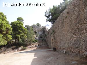 [P24] Intrarea in cetatea din Pylos » foto by baby eyes
 - 
<span class="allrVoted glyphicon glyphicon-heart hidden" id="av1414430"></span>
<a class="m-l-10 hidden" id="sv1414430" onclick="voting_Foto_DelVot(,1414430,5137)" role="button">șterge vot <span class="glyphicon glyphicon-remove"></span></a>
<a id="v91414430" class=" c-red"  onclick="voting_Foto_SetVot(1414430)" role="button"><span class="glyphicon glyphicon-heart-empty"></span> <b>LIKE</b> = Votează poza</a> <img class="hidden"  id="f1414430W9" src="/imagini/loader.gif" border="0" /><span class="AjErrMes hidden" id="e1414430ErM"></span>