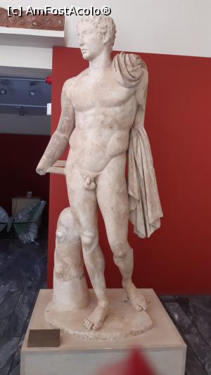 [P33] Statuia lui Hermes » foto by Carmen Ion
 - 
<span class="allrVoted glyphicon glyphicon-heart hidden" id="av1268516"></span>
<a class="m-l-10 hidden" id="sv1268516" onclick="voting_Foto_DelVot(,1268516,5137)" role="button">șterge vot <span class="glyphicon glyphicon-remove"></span></a>
<a id="v91268516" class=" c-red"  onclick="voting_Foto_SetVot(1268516)" role="button"><span class="glyphicon glyphicon-heart-empty"></span> <b>LIKE</b> = Votează poza</a> <img class="hidden"  id="f1268516W9" src="/imagini/loader.gif" border="0" /><span class="AjErrMes hidden" id="e1268516ErM"></span>