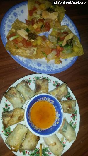 [P06] wonton si srping rolls » foto by andreea72
 - 
<span class="allrVoted glyphicon glyphicon-heart hidden" id="av608085"></span>
<a class="m-l-10 hidden" id="sv608085" onclick="voting_Foto_DelVot(,608085,5166)" role="button">șterge vot <span class="glyphicon glyphicon-remove"></span></a>
<a id="v9608085" class=" c-red"  onclick="voting_Foto_SetVot(608085)" role="button"><span class="glyphicon glyphicon-heart-empty"></span> <b>LIKE</b> = Votează poza</a> <img class="hidden"  id="f608085W9" src="/imagini/loader.gif" border="0" /><span class="AjErrMes hidden" id="e608085ErM"></span>