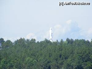 [P50] Uriaşa statuie a lui Budha (înfăţişat cu chip de femeie, numit 'Lady Budha') înălţată în toiul războiului cu americanii. Se spune că a urgentat încheierea armistiţiului...  » foto by gigiiuti
 - 
<span class="allrVoted glyphicon glyphicon-heart hidden" id="av364441"></span>
<a class="m-l-10 hidden" id="sv364441" onclick="voting_Foto_DelVot(,364441,5166)" role="button">șterge vot <span class="glyphicon glyphicon-remove"></span></a>
<a id="v9364441" class=" c-red"  onclick="voting_Foto_SetVot(364441)" role="button"><span class="glyphicon glyphicon-heart-empty"></span> <b>LIKE</b> = Votează poza</a> <img class="hidden"  id="f364441W9" src="/imagini/loader.gif" border="0" /><span class="AjErrMes hidden" id="e364441ErM"></span>