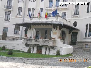 [P02] intrarea in hotelul Palace » foto by zlatna
 - 
<span class="allrVoted glyphicon glyphicon-heart hidden" id="av582551"></span>
<a class="m-l-10 hidden" id="sv582551" onclick="voting_Foto_DelVot(,582551,5203)" role="button">șterge vot <span class="glyphicon glyphicon-remove"></span></a>
<a id="v9582551" class=" c-red"  onclick="voting_Foto_SetVot(582551)" role="button"><span class="glyphicon glyphicon-heart-empty"></span> <b>LIKE</b> = Votează poza</a> <img class="hidden"  id="f582551W9" src="/imagini/loader.gif" border="0" /><span class="AjErrMes hidden" id="e582551ErM"></span>