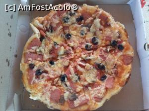 [P07] pizza de la cofetăria Olimp » foto by marynna28
 - 
<span class="allrVoted glyphicon glyphicon-heart hidden" id="av776928"></span>
<a class="m-l-10 hidden" id="sv776928" onclick="voting_Foto_DelVot(,776928,5203)" role="button">șterge vot <span class="glyphicon glyphicon-remove"></span></a>
<a id="v9776928" class=" c-red"  onclick="voting_Foto_SetVot(776928)" role="button"><span class="glyphicon glyphicon-heart-empty"></span> <b>LIKE</b> = Votează poza</a> <img class="hidden"  id="f776928W9" src="/imagini/loader.gif" border="0" /><span class="AjErrMes hidden" id="e776928ErM"></span>