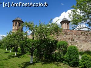 [P20] Mănăstirea fortificată Brebu văzută din parc. » foto by tata123 🔱
 - 
<span class="allrVoted glyphicon glyphicon-heart hidden" id="av1225948"></span>
<a class="m-l-10 hidden" id="sv1225948" onclick="voting_Foto_DelVot(,1225948,5205)" role="button">șterge vot <span class="glyphicon glyphicon-remove"></span></a>
<a id="v91225948" class=" c-red"  onclick="voting_Foto_SetVot(1225948)" role="button"><span class="glyphicon glyphicon-heart-empty"></span> <b>LIKE</b> = Votează poza</a> <img class="hidden"  id="f1225948W9" src="/imagini/loader.gif" border="0" /><span class="AjErrMes hidden" id="e1225948ErM"></span>