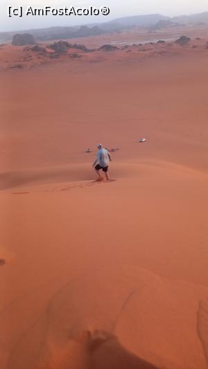 [P16] deșertul Tassili » foto by robert
 - 
<span class="allrVoted glyphicon glyphicon-heart hidden" id="av1370679"></span>
<a class="m-l-10 hidden" id="sv1370679" onclick="voting_Foto_DelVot(,1370679,5207)" role="button">șterge vot <span class="glyphicon glyphicon-remove"></span></a>
<a id="v91370679" class=" c-red"  onclick="voting_Foto_SetVot(1370679)" role="button"><span class="glyphicon glyphicon-heart-empty"></span> <b>LIKE</b> = Votează poza</a> <img class="hidden"  id="f1370679W9" src="/imagini/loader.gif" border="0" /><span class="AjErrMes hidden" id="e1370679ErM"></span>