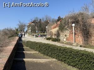 [P04] Pe Schlossberg » foto by Mika
 - 
<span class="allrVoted glyphicon glyphicon-heart hidden" id="av1521654"></span>
<a class="m-l-10 hidden" id="sv1521654" onclick="voting_Foto_DelVot(,1521654,5228)" role="button">șterge vot <span class="glyphicon glyphicon-remove"></span></a>
<a id="v91521654" class=" c-red"  onclick="voting_Foto_SetVot(1521654)" role="button"><span class="glyphicon glyphicon-heart-empty"></span> <b>LIKE</b> = Votează poza</a> <img class="hidden"  id="f1521654W9" src="/imagini/loader.gif" border="0" /><span class="AjErrMes hidden" id="e1521654ErM"></span>