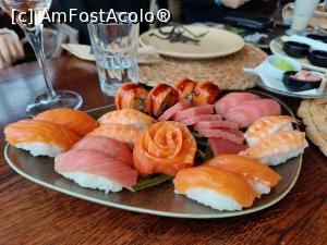 [P21] Primul platou de sushi » foto by crismis
 - 
<span class="allrVoted glyphicon glyphicon-heart hidden" id="av1342604"></span>
<a class="m-l-10 hidden" id="sv1342604" onclick="voting_Foto_DelVot(,1342604,5424)" role="button">șterge vot <span class="glyphicon glyphicon-remove"></span></a>
<a id="v91342604" class=" c-red"  onclick="voting_Foto_SetVot(1342604)" role="button"><span class="glyphicon glyphicon-heart-empty"></span> <b>LIKE</b> = Votează poza</a> <img class="hidden"  id="f1342604W9" src="/imagini/loader.gif" border="0" /><span class="AjErrMes hidden" id="e1342604ErM"></span>