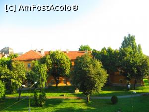 [P01] Castelul Huniade văzut din Hotelul Central.  » foto by tata123 🔱
 - 
<span class="allrVoted glyphicon glyphicon-heart hidden" id="av814868"></span>
<a class="m-l-10 hidden" id="sv814868" onclick="voting_Foto_DelVot(,814868,5428)" role="button">șterge vot <span class="glyphicon glyphicon-remove"></span></a>
<a id="v9814868" class=" c-red"  onclick="voting_Foto_SetVot(814868)" role="button"><span class="glyphicon glyphicon-heart-empty"></span> <b>LIKE</b> = Votează poza</a> <img class="hidden"  id="f814868W9" src="/imagini/loader.gif" border="0" /><span class="AjErrMes hidden" id="e814868ErM"></span>