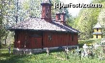 [P08] Cimitirul şi biserica din lemn de la Mănăstirea Găvanele. satul Găvănele, comuna Bozioru, jud. Buzău.  » foto by traian.leuca †
 - 
<span class="allrVoted glyphicon glyphicon-heart hidden" id="av417390"></span>
<a class="m-l-10 hidden" id="sv417390" onclick="voting_Foto_DelVot(,417390,5439)" role="button">șterge vot <span class="glyphicon glyphicon-remove"></span></a>
<a id="v9417390" class=" c-red"  onclick="voting_Foto_SetVot(417390)" role="button"><span class="glyphicon glyphicon-heart-empty"></span> <b>LIKE</b> = Votează poza</a> <img class="hidden"  id="f417390W9" src="/imagini/loader.gif" border="0" /><span class="AjErrMes hidden" id="e417390ErM"></span>
