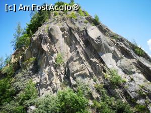 [P04] Stânca Teherau, tăiată pentru a face loc drumului » foto by crismis
 - 
<span class="allrVoted glyphicon glyphicon-heart hidden" id="av1168041"></span>
<a class="m-l-10 hidden" id="sv1168041" onclick="voting_Foto_DelVot(,1168041,5439)" role="button">șterge vot <span class="glyphicon glyphicon-remove"></span></a>
<a id="v91168041" class=" c-red"  onclick="voting_Foto_SetVot(1168041)" role="button"><span class="glyphicon glyphicon-heart-empty"></span> <b>LIKE</b> = Votează poza</a> <img class="hidden"  id="f1168041W9" src="/imagini/loader.gif" border="0" /><span class="AjErrMes hidden" id="e1168041ErM"></span>