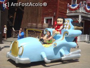 [P06] Mascota parcului PortAventura.  » foto by vacantamea2012
 - 
<span class="allrVoted glyphicon glyphicon-heart hidden" id="av761537"></span>
<a class="m-l-10 hidden" id="sv761537" onclick="voting_Foto_DelVot(,761537,5455)" role="button">șterge vot <span class="glyphicon glyphicon-remove"></span></a>
<a id="v9761537" class=" c-red"  onclick="voting_Foto_SetVot(761537)" role="button"><span class="glyphicon glyphicon-heart-empty"></span> <b>LIKE</b> = Votează poza</a> <img class="hidden"  id="f761537W9" src="/imagini/loader.gif" border="0" /><span class="AjErrMes hidden" id="e761537ErM"></span>