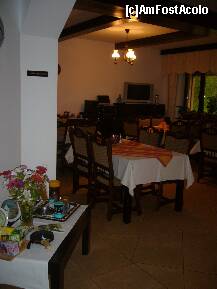 [P51] Pensiunea 'Mugur de Fluier', restaurantul, vedere dinspre holul de intrare in pensiune » foto by magdalena
 - 
<span class="allrVoted glyphicon glyphicon-heart hidden" id="av130833"></span>
<a class="m-l-10 hidden" id="sv130833" onclick="voting_Foto_DelVot(,130833,5500)" role="button">șterge vot <span class="glyphicon glyphicon-remove"></span></a>
<a id="v9130833" class=" c-red"  onclick="voting_Foto_SetVot(130833)" role="button"><span class="glyphicon glyphicon-heart-empty"></span> <b>LIKE</b> = Votează poza</a> <img class="hidden"  id="f130833W9" src="/imagini/loader.gif" border="0" /><span class="AjErrMes hidden" id="e130833ErM"></span>