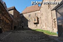 [P03] Hunedoara - Castelul Huniazilor - curtea interioara » foto by gregorio
 - 
<span class="allrVoted glyphicon glyphicon-heart hidden" id="av67763"></span>
<a class="m-l-10 hidden" id="sv67763" onclick="voting_Foto_DelVot(,67763,5504)" role="button">șterge vot <span class="glyphicon glyphicon-remove"></span></a>
<a id="v967763" class=" c-red"  onclick="voting_Foto_SetVot(67763)" role="button"><span class="glyphicon glyphicon-heart-empty"></span> <b>LIKE</b> = Votează poza</a> <img class="hidden"  id="f67763W9" src="/imagini/loader.gif" border="0" /><span class="AjErrMes hidden" id="e67763ErM"></span>