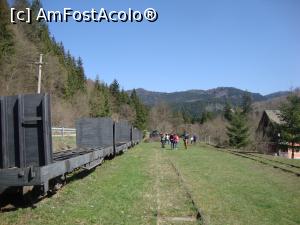 [P21] La pas, printre șine de tren și vagoane părăsite. Parcă adia pe acolo un vânt al nepăsării, din păcate! » foto by Floryn81
 - 
<span class="allrVoted glyphicon glyphicon-heart hidden" id="av1050006"></span>
<a class="m-l-10 hidden" id="sv1050006" onclick="voting_Foto_DelVot(,1050006,5515)" role="button">șterge vot <span class="glyphicon glyphicon-remove"></span></a>
<a id="v91050006" class=" c-red"  onclick="voting_Foto_SetVot(1050006)" role="button"><span class="glyphicon glyphicon-heart-empty"></span> <b>LIKE</b> = Votează poza</a> <img class="hidden"  id="f1050006W9" src="/imagini/loader.gif" border="0" /><span class="AjErrMes hidden" id="e1050006ErM"></span>