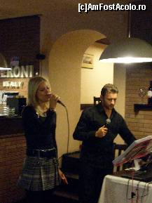 [P06] Muzica live la Pizza e Vino Oradea. » foto by presario
 - 
<span class="allrVoted glyphicon glyphicon-heart hidden" id="av145822"></span>
<a class="m-l-10 hidden" id="sv145822" onclick="voting_Foto_DelVot(,145822,5534)" role="button">șterge vot <span class="glyphicon glyphicon-remove"></span></a>
<a id="v9145822" class=" c-red"  onclick="voting_Foto_SetVot(145822)" role="button"><span class="glyphicon glyphicon-heart-empty"></span> <b>LIKE</b> = Votează poza</a> <img class="hidden"  id="f145822W9" src="/imagini/loader.gif" border="0" /><span class="AjErrMes hidden" id="e145822ErM"></span>