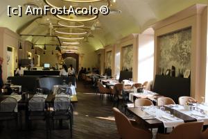 [P09] Oradea, Restaurantul Allegria, Sala principală, sală mare, înaltă, frumos renovată și decorată » foto by mprofeanu
 - 
<span class="allrVoted glyphicon glyphicon-heart hidden" id="av1130146"></span>
<a class="m-l-10 hidden" id="sv1130146" onclick="voting_Foto_DelVot(,1130146,5534)" role="button">șterge vot <span class="glyphicon glyphicon-remove"></span></a>
<a id="v91130146" class=" c-red"  onclick="voting_Foto_SetVot(1130146)" role="button"><span class="glyphicon glyphicon-heart-empty"></span> <b>LIKE</b> = Votează poza</a> <img class="hidden"  id="f1130146W9" src="/imagini/loader.gif" border="0" /><span class="AjErrMes hidden" id="e1130146ErM"></span>