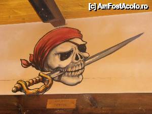 [P18] Restaurant Casa Piratilor, decoratiuni din interiorul restaurantului » foto by sunflower
 - 
<span class="allrVoted glyphicon glyphicon-heart hidden" id="av460255"></span>
<a class="m-l-10 hidden" id="sv460255" onclick="voting_Foto_DelVot(,460255,5534)" role="button">șterge vot <span class="glyphicon glyphicon-remove"></span></a>
<a id="v9460255" class=" c-red"  onclick="voting_Foto_SetVot(460255)" role="button"><span class="glyphicon glyphicon-heart-empty"></span> <b>LIKE</b> = Votează poza</a> <img class="hidden"  id="f460255W9" src="/imagini/loader.gif" border="0" /><span class="AjErrMes hidden" id="e460255ErM"></span>