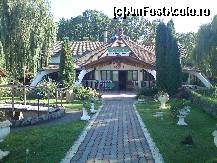 [P22] Restaurant pescaresc Cefa - cel de-al doilea restaurant din parc » foto by danoradea
 - 
<span class="allrVoted glyphicon glyphicon-heart hidden" id="av141252"></span>
<a class="m-l-10 hidden" id="sv141252" onclick="voting_Foto_DelVot(,141252,5534)" role="button">șterge vot <span class="glyphicon glyphicon-remove"></span></a>
<a id="v9141252" class=" c-red"  onclick="voting_Foto_SetVot(141252)" role="button"><span class="glyphicon glyphicon-heart-empty"></span> <b>LIKE</b> = Votează poza</a> <img class="hidden"  id="f141252W9" src="/imagini/loader.gif" border="0" /><span class="AjErrMes hidden" id="e141252ErM"></span>