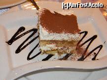 [P09] Restaurant Hotel Maxim - tiramisu, de casă. » foto by creivean
 - 
<span class="allrVoted glyphicon glyphicon-heart hidden" id="av169554"></span>
<a class="m-l-10 hidden" id="sv169554" onclick="voting_Foto_DelVot(,169554,5534)" role="button">șterge vot <span class="glyphicon glyphicon-remove"></span></a>
<a id="v9169554" class=" c-red"  onclick="voting_Foto_SetVot(169554)" role="button"><span class="glyphicon glyphicon-heart-empty"></span> <b>LIKE</b> = Votează poza</a> <img class="hidden"  id="f169554W9" src="/imagini/loader.gif" border="0" /><span class="AjErrMes hidden" id="e169554ErM"></span>