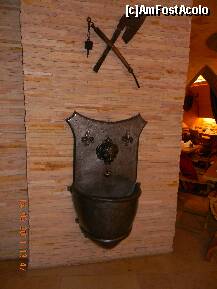 [P05] LEONESSE - Restaurant Medieval, decorul plin cu arme de epocă. » foto by creivean
 - 
<span class="allrVoted glyphicon glyphicon-heart hidden" id="av182554"></span>
<a class="m-l-10 hidden" id="sv182554" onclick="voting_Foto_DelVot(,182554,5534)" role="button">șterge vot <span class="glyphicon glyphicon-remove"></span></a>
<a id="v9182554" class=" c-red"  onclick="voting_Foto_SetVot(182554)" role="button"><span class="glyphicon glyphicon-heart-empty"></span> <b>LIKE</b> = Votează poza</a> <img class="hidden"  id="f182554W9" src="/imagini/loader.gif" border="0" /><span class="AjErrMes hidden" id="e182554ErM"></span>