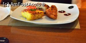 [P05] Restaurant Gavroche 2016 - cordon bleu de curcan » foto by Dragoș_MD
 - 
<span class="allrVoted glyphicon glyphicon-heart hidden" id="av951828"></span>
<a class="m-l-10 hidden" id="sv951828" onclick="voting_Foto_DelVot(,951828,5567)" role="button">șterge vot <span class="glyphicon glyphicon-remove"></span></a>
<a id="v9951828" class=" c-red"  onclick="voting_Foto_SetVot(951828)" role="button"><span class="glyphicon glyphicon-heart-empty"></span> <b>LIKE</b> = Votează poza</a> <img class="hidden"  id="f951828W9" src="/imagini/loader.gif" border="0" /><span class="AjErrMes hidden" id="e951828ErM"></span>