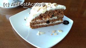 [P19] Gavroche, fine food! Carrot cake.  » foto by bogumil
 - 
<span class="allrVoted glyphicon glyphicon-heart hidden" id="av726791"></span>
<a class="m-l-10 hidden" id="sv726791" onclick="voting_Foto_DelVot(,726791,5567)" role="button">șterge vot <span class="glyphicon glyphicon-remove"></span></a>
<a id="v9726791" class=" c-red"  onclick="voting_Foto_SetVot(726791)" role="button"><span class="glyphicon glyphicon-heart-empty"></span> <b>LIKE</b> = Votează poza</a> <img class="hidden"  id="f726791W9" src="/imagini/loader.gif" border="0" /><span class="AjErrMes hidden" id="e726791ErM"></span>