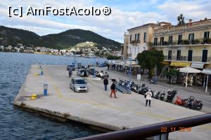 [P01] Portul insulei Poros.  » foto by Ioan Raita
 - 
<span class="allrVoted glyphicon glyphicon-heart hidden" id="av1049576"></span>
<a class="m-l-10 hidden" id="sv1049576" onclick="voting_Foto_DelVot(,1049576,5571)" role="button">șterge vot <span class="glyphicon glyphicon-remove"></span></a>
<a id="v91049576" class=" c-red"  onclick="voting_Foto_SetVot(1049576)" role="button"><span class="glyphicon glyphicon-heart-empty"></span> <b>LIKE</b> = Votează poza</a> <img class="hidden"  id="f1049576W9" src="/imagini/loader.gif" border="0" /><span class="AjErrMes hidden" id="e1049576ErM"></span>