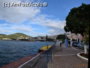 [P07] Imagine a orașului Poros » foto by Ioan Raita
 - 
<span class="allrVoted glyphicon glyphicon-heart hidden" id="av1049582"></span>
<a class="m-l-10 hidden" id="sv1049582" onclick="voting_Foto_DelVot(,1049582,5571)" role="button">șterge vot <span class="glyphicon glyphicon-remove"></span></a>
<a id="v91049582" class=" c-red"  onclick="voting_Foto_SetVot(1049582)" role="button"><span class="glyphicon glyphicon-heart-empty"></span> <b>LIKE</b> = Votează poza</a> <img class="hidden"  id="f1049582W9" src="/imagini/loader.gif" border="0" /><span class="AjErrMes hidden" id="e1049582ErM"></span>