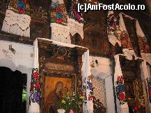 [P03] Altarul bisericii 'Sfantul Nicolae'- Glod, Maramures » foto by ela7
 - 
<span class="allrVoted glyphicon glyphicon-heart hidden" id="av275141"></span>
<a class="m-l-10 hidden" id="sv275141" onclick="voting_Foto_DelVot(,275141,5601)" role="button">șterge vot <span class="glyphicon glyphicon-remove"></span></a>
<a id="v9275141" class=" c-red"  onclick="voting_Foto_SetVot(275141)" role="button"><span class="glyphicon glyphicon-heart-empty"></span> <b>LIKE</b> = Votează poza</a> <img class="hidden"  id="f275141W9" src="/imagini/loader.gif" border="0" /><span class="AjErrMes hidden" id="e275141ErM"></span>