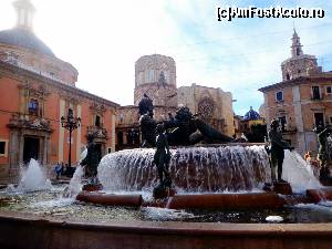 [P03] Plaza de la Virgen » foto by Ammelie
 - 
<span class="allrVoted glyphicon glyphicon-heart hidden" id="av570248"></span>
<a class="m-l-10 hidden" id="sv570248" onclick="voting_Foto_DelVot(,570248,5604)" role="button">șterge vot <span class="glyphicon glyphicon-remove"></span></a>
<a id="v9570248" class=" c-red"  onclick="voting_Foto_SetVot(570248)" role="button"><span class="glyphicon glyphicon-heart-empty"></span> <b>LIKE</b> = Votează poza</a> <img class="hidden"  id="f570248W9" src="/imagini/loader.gif" border="0" /><span class="AjErrMes hidden" id="e570248ErM"></span>