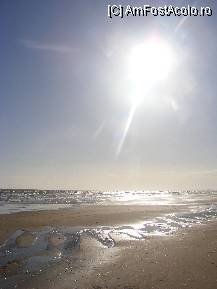 [P04] Apus in ocean » foto by pavellaurentiu
 - 
<span class="allrVoted glyphicon glyphicon-heart hidden" id="av83943"></span>
<a class="m-l-10 hidden" id="sv83943" onclick="voting_Foto_DelVot(,83943,5681)" role="button">șterge vot <span class="glyphicon glyphicon-remove"></span></a>
<a id="v983943" class=" c-red"  onclick="voting_Foto_SetVot(83943)" role="button"><span class="glyphicon glyphicon-heart-empty"></span> <b>LIKE</b> = Votează poza</a> <img class="hidden"  id="f83943W9" src="/imagini/loader.gif" border="0" /><span class="AjErrMes hidden" id="e83943ErM"></span>