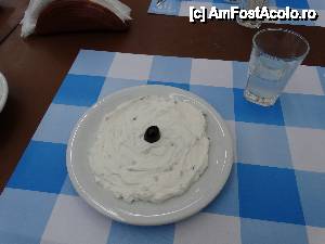 [P10] Nu arata spectaculos, dar are un gust extraordinar - tzatziki de la Nikos Greek Taverna » foto by nadiaandreea
 - 
<span class="allrVoted glyphicon glyphicon-heart hidden" id="av466126"></span>
<a class="m-l-10 hidden" id="sv466126" onclick="voting_Foto_DelVot(,466126,5688)" role="button">șterge vot <span class="glyphicon glyphicon-remove"></span></a>
<a id="v9466126" class=" c-red"  onclick="voting_Foto_SetVot(466126)" role="button"><span class="glyphicon glyphicon-heart-empty"></span> <b>LIKE</b> = Votează poza</a> <img class="hidden"  id="f466126W9" src="/imagini/loader.gif" border="0" /><span class="AjErrMes hidden" id="e466126ErM"></span>