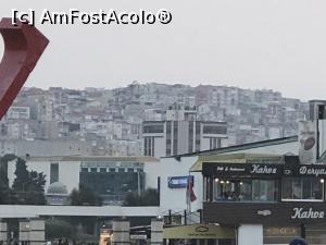 [P23] Izmirul fotografiat din masina » foto by Dan&Ema
 - 
<span class="allrVoted glyphicon glyphicon-heart hidden" id="av1022649"></span>
<a class="m-l-10 hidden" id="sv1022649" onclick="voting_Foto_DelVot(,1022649,5718)" role="button">șterge vot <span class="glyphicon glyphicon-remove"></span></a>
<a id="v91022649" class=" c-red"  onclick="voting_Foto_SetVot(1022649)" role="button"><span class="glyphicon glyphicon-heart-empty"></span> <b>LIKE</b> = Votează poza</a> <img class="hidden"  id="f1022649W9" src="/imagini/loader.gif" border="0" /><span class="AjErrMes hidden" id="e1022649ErM"></span>