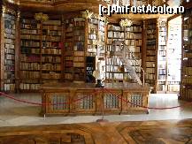 [P11] Biblioteca abatiei St. Florian. » foto by doina_c24
 - 
<span class="allrVoted glyphicon glyphicon-heart hidden" id="av316391"></span>
<a class="m-l-10 hidden" id="sv316391" onclick="voting_Foto_DelVot(,316391,5751)" role="button">șterge vot <span class="glyphicon glyphicon-remove"></span></a>
<a id="v9316391" class=" c-red"  onclick="voting_Foto_SetVot(316391)" role="button"><span class="glyphicon glyphicon-heart-empty"></span> <b>LIKE</b> = Votează poza</a> <img class="hidden"  id="f316391W9" src="/imagini/loader.gif" border="0" /><span class="AjErrMes hidden" id="e316391ErM"></span>