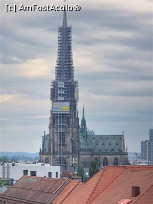 [P57] Linz-Mariendom, vazut cu zoom de pe terasa Castelului Linz » foto by mishu
 - 
<span class="allrVoted glyphicon glyphicon-heart hidden" id="av1166281"></span>
<a class="m-l-10 hidden" id="sv1166281" onclick="voting_Foto_DelVot(,1166281,5751)" role="button">șterge vot <span class="glyphicon glyphicon-remove"></span></a>
<a id="v91166281" class=" c-red"  onclick="voting_Foto_SetVot(1166281)" role="button"><span class="glyphicon glyphicon-heart-empty"></span> <b>LIKE</b> = Votează poza</a> <img class="hidden"  id="f1166281W9" src="/imagini/loader.gif" border="0" /><span class="AjErrMes hidden" id="e1166281ErM"></span>