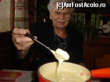 [P12] Si matusa mea, mandra ca imi ofera cel mai bun fondue din Elvetia!  » foto by rodica1016
 - 
<span class="allrVoted glyphicon glyphicon-heart hidden" id="av409905"></span>
<a class="m-l-10 hidden" id="sv409905" onclick="voting_Foto_DelVot(,409905,5754)" role="button">șterge vot <span class="glyphicon glyphicon-remove"></span></a>
<a id="v9409905" class=" c-red"  onclick="voting_Foto_SetVot(409905)" role="button"><span class="glyphicon glyphicon-heart-empty"></span> <b>LIKE</b> = Votează poza</a> <img class="hidden"  id="f409905W9" src="/imagini/loader.gif" border="0" /><span class="AjErrMes hidden" id="e409905ErM"></span>