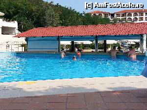 [P15] piscina cu adâncime de 2 m şi cu scaune in apă » foto by geosler
 - 
<span class="allrVoted glyphicon glyphicon-heart hidden" id="av499307"></span>
<a class="m-l-10 hidden" id="sv499307" onclick="voting_Foto_DelVot(,499307,5756)" role="button">șterge vot <span class="glyphicon glyphicon-remove"></span></a>
<a id="v9499307" class=" c-red"  onclick="voting_Foto_SetVot(499307)" role="button"><span class="glyphicon glyphicon-heart-empty"></span> <b>LIKE</b> = Votează poza</a> <img class="hidden"  id="f499307W9" src="/imagini/loader.gif" border="0" /><span class="AjErrMes hidden" id="e499307ErM"></span>