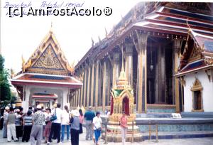 [P03] 1997, Tailanda, palatul regal, Buda de smarald » foto by Michi
 - 
<span class="allrVoted glyphicon glyphicon-heart hidden" id="av1157753"></span>
<a class="m-l-10 hidden" id="sv1157753" onclick="voting_Foto_DelVot(,1157753,5760)" role="button">șterge vot <span class="glyphicon glyphicon-remove"></span></a>
<a id="v91157753" class=" c-red"  onclick="voting_Foto_SetVot(1157753)" role="button"><span class="glyphicon glyphicon-heart-empty"></span> <b>LIKE</b> = Votează poza</a> <img class="hidden"  id="f1157753W9" src="/imagini/loader.gif" border="0" /><span class="AjErrMes hidden" id="e1157753ErM"></span>