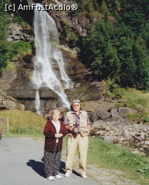 [P09] 2006, Norvegia, la o cascadă » foto by Michi
 - 
<span class="allrVoted glyphicon glyphicon-heart hidden" id="av1157759"></span>
<a class="m-l-10 hidden" id="sv1157759" onclick="voting_Foto_DelVot(,1157759,5760)" role="button">șterge vot <span class="glyphicon glyphicon-remove"></span></a>
<a id="v91157759" class=" c-red"  onclick="voting_Foto_SetVot(1157759)" role="button"><span class="glyphicon glyphicon-heart-empty"></span> <b>LIKE</b> = Votează poza</a> <img class="hidden"  id="f1157759W9" src="/imagini/loader.gif" border="0" /><span class="AjErrMes hidden" id="e1157759ErM"></span>