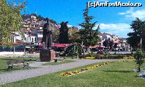 [P03] Parcul din fața portului orașului din Ohrid, Macedonia.  » foto by traian.leuca †
 - 
<span class="allrVoted glyphicon glyphicon-heart hidden" id="av622370"></span>
<a class="m-l-10 hidden" id="sv622370" onclick="voting_Foto_DelVot(,622370,5763)" role="button">șterge vot <span class="glyphicon glyphicon-remove"></span></a>
<a id="v9622370" class=" c-red"  onclick="voting_Foto_SetVot(622370)" role="button"><span class="glyphicon glyphicon-heart-empty"></span> <b>LIKE</b> = Votează poza</a> <img class="hidden"  id="f622370W9" src="/imagini/loader.gif" border="0" /><span class="AjErrMes hidden" id="e622370ErM"></span>